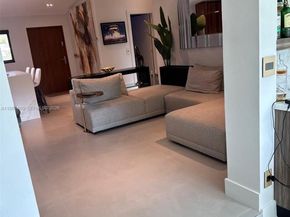 2543 Gulfstream Ln, Fort Lauderdale FL 33312