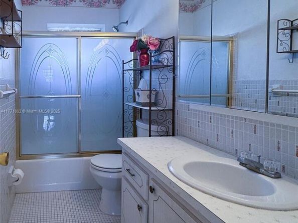 721 Atlantic Shores Blvd 307, Hallandale Beach FL 33009