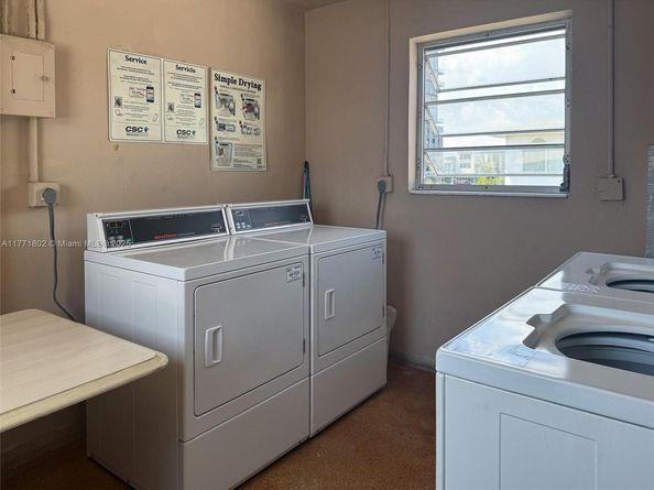 721 Atlantic Shores Blvd 307, Hallandale Beach FL 33009