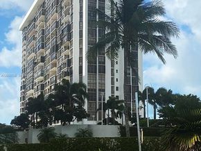 1915 Brickell Ave CC6, Miami FL 33129