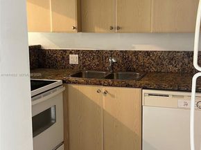 12605 SW 91st St 103, Miami FL 33186