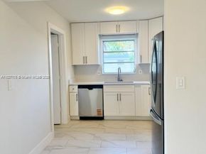 17340 NW 52nd Pl, Miami Gardens FL 33055