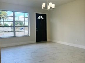 17340 NW 52nd Pl, Miami Gardens FL 33055