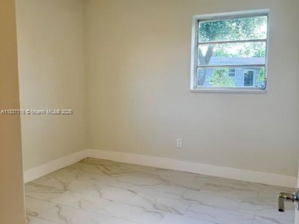 17340 NW 52nd Pl, Miami Gardens FL 33055