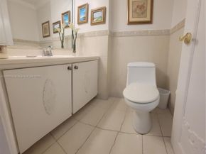 3600 NE 170th St 404, North Miami Beach FL 33160