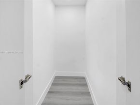 745 NW 140th St, Miami FL 33168