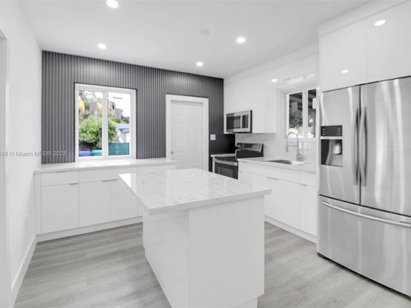 745 NW 140th St, Miami FL 33168