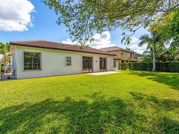 2294 SW 195th Ave, Miramar FL 33029