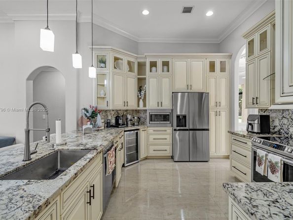 2294 SW 195th Ave, Miramar FL 33029