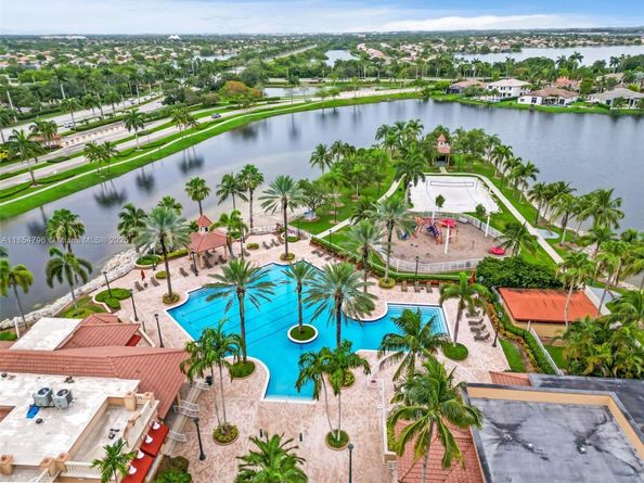 2294 SW 195th Ave, Miramar FL 33029