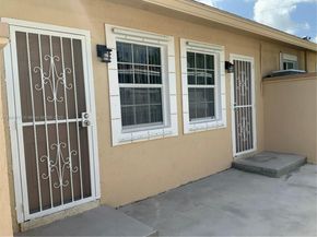512 SW 10th St, Hallandale Beach FL 33009