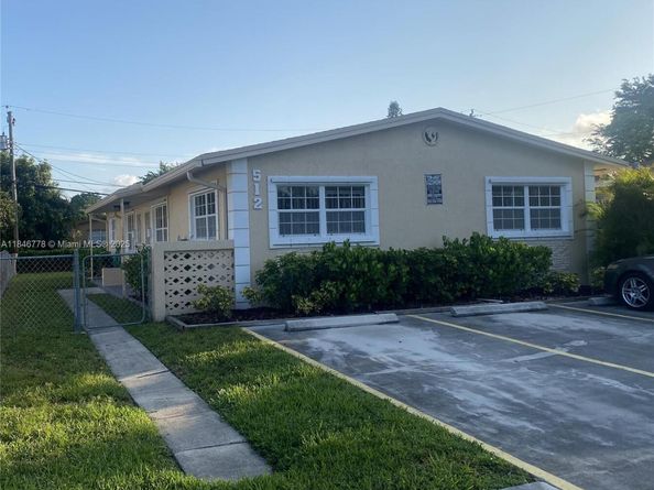 512 SW 10th St, Hallandale Beach FL 33009