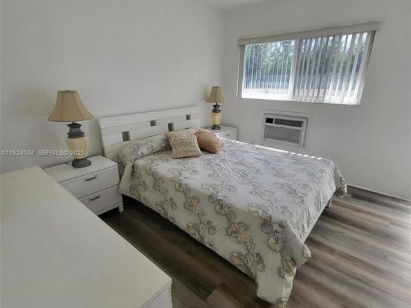 600 Layne Blvd 118, Hallandale Beach FL 33009