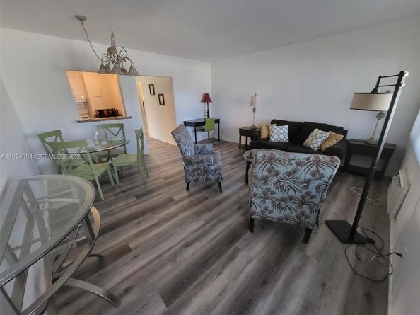 600 Layne Blvd 118, Hallandale Beach FL 33009