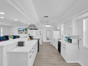 2827 Arthur St, Hollywood FL 33020