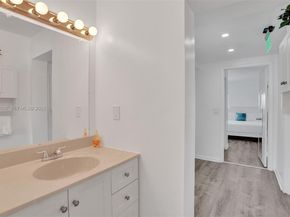 2827 Arthur St, Hollywood FL 33020