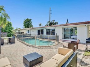 2827 Arthur St, Hollywood FL 33020