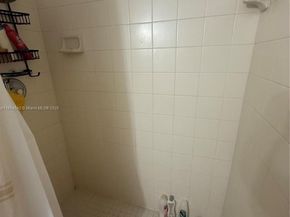 4320 Washington St 417, Hollywood FL 33021