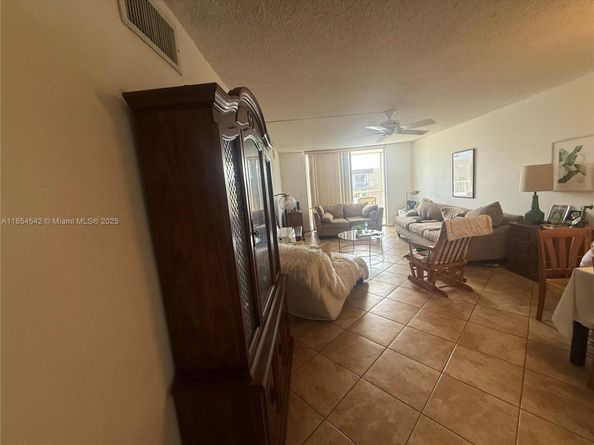 4320 Washington St 417, Hollywood FL 33021