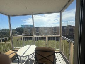 4320 Washington St 417, Hollywood FL 33021