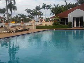 18890 NW 57th Ave 202, Hialeah FL 33015