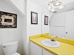 50 Matador Ln 323, Davie FL 33324