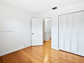 50 Matador Ln 323, Davie FL 33324