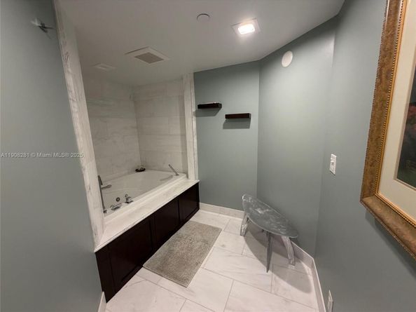 5200 N Ocean Dr 1801, Singer Island FL 33404