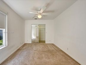 4202 Bahia Isle Cir, Wellington FL 33449