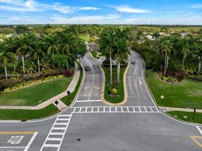 4202 Bahia Isle Cir, Wellington FL 33449