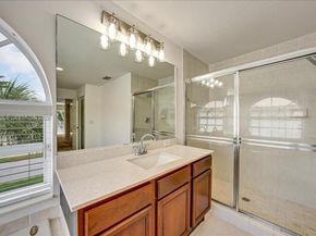 4202 Bahia Isle Cir, Wellington FL 33449