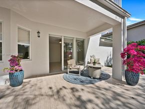 4202 Bahia Isle Cir, Wellington FL 33449