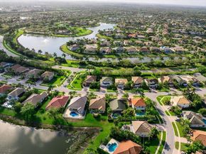 4202 Bahia Isle Cir, Wellington FL 33449