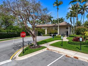 4202 Bahia Isle Cir, Wellington FL 33449