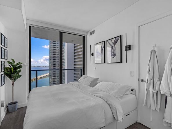 501 NE 31st St 3704, Miami FL 33137