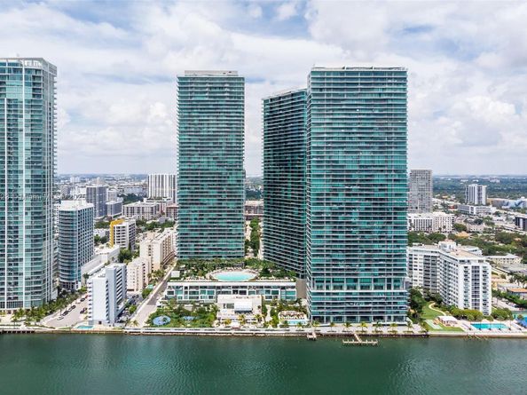 501 NE 31st St 3704, Miami FL 33137