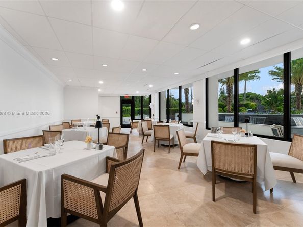 5500 Collins Ave 304, Miami Beach FL 33140