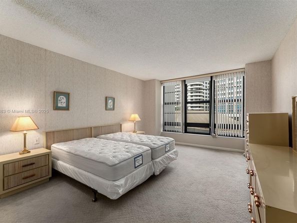 5500 Collins Ave 304, Miami Beach FL 33140