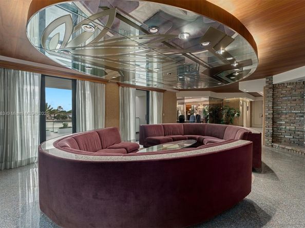 5500 Collins Ave 304, Miami Beach FL 33140