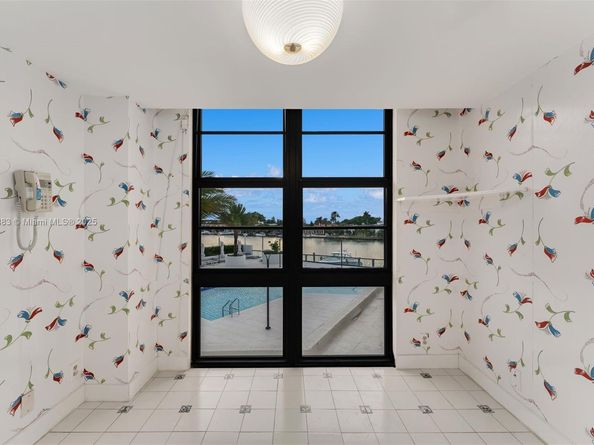 5500 Collins Ave 304, Miami Beach FL 33140