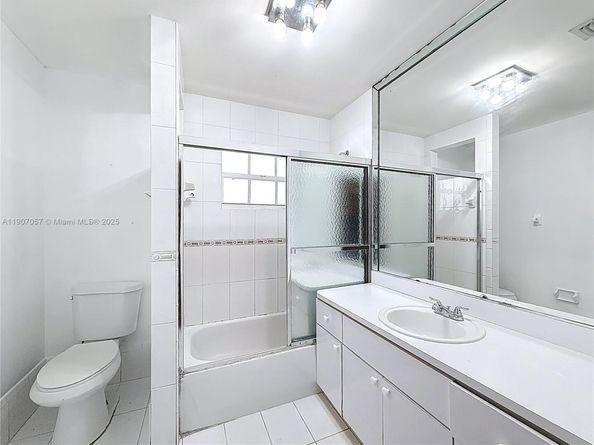 13870 SW 157th Ter, Miami FL 33177