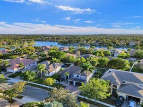 1322 NW 139th Ave, Pembroke Pines FL 33028