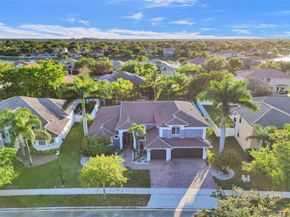 1322 NW 139th Ave, Pembroke Pines FL 33028