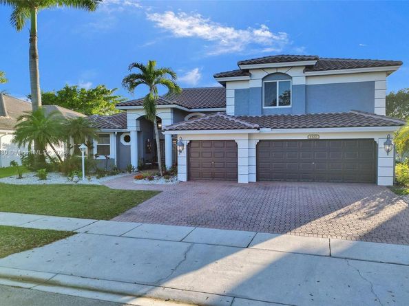 1322 NW 139th Ave, Pembroke Pines FL 33028