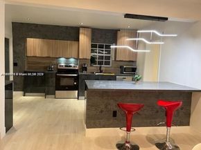 13751 NE 1st Ave, Miami FL 33161