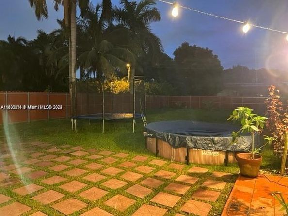 13751 NE 1st Ave, Miami FL 33161
