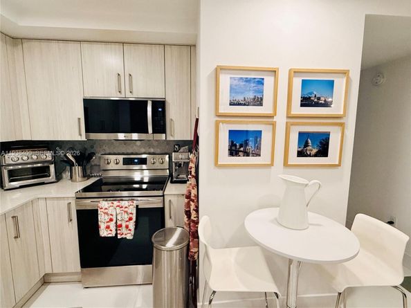 10950 NW 82nd St 104, Doral FL 33178