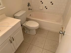 11101 Royal Palm Blvd 203, Coral Springs FL 33065