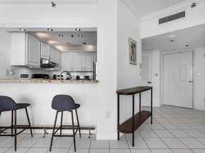 540 Brickell Key Dr 1813, Miami FL 33131