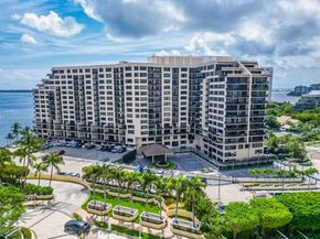 540 Brickell Key Dr 1813, Miami FL 33131